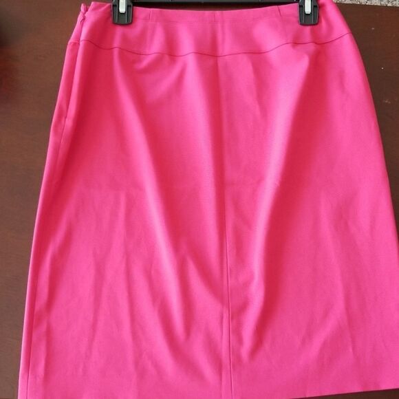 🦋3/$15💰Grace Skirt 💥Final Price💥 - Picture 2 of 3